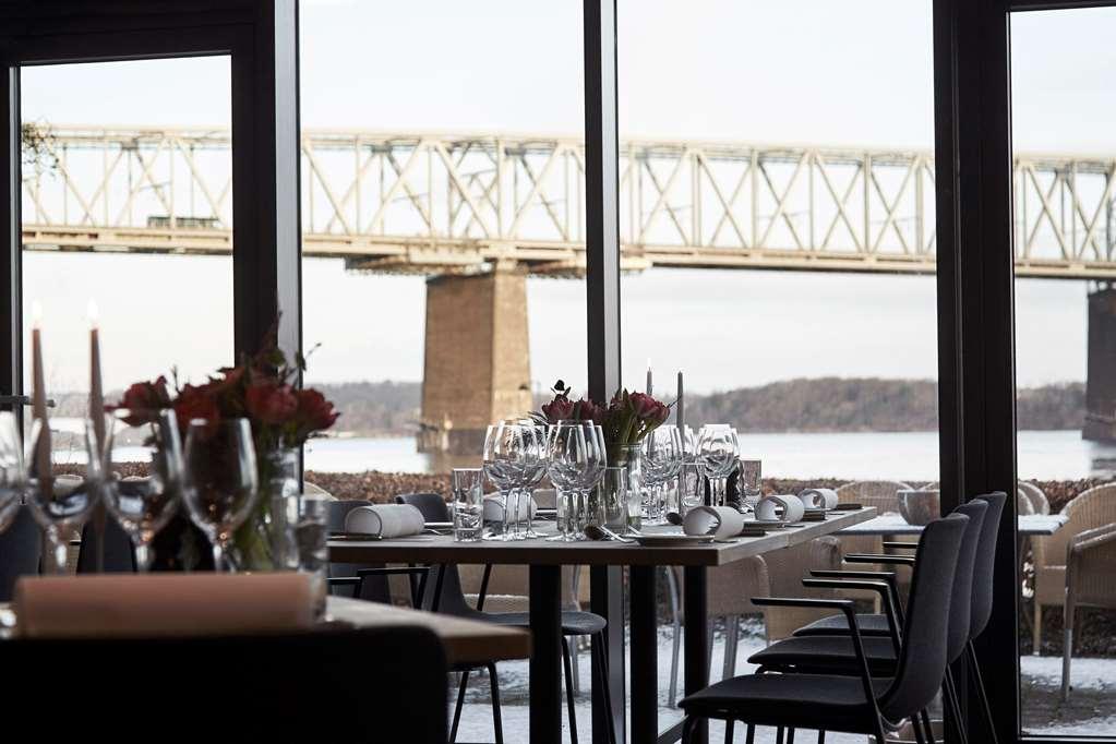 Comwell Kongebrogaarden Middelfart Restaurante foto