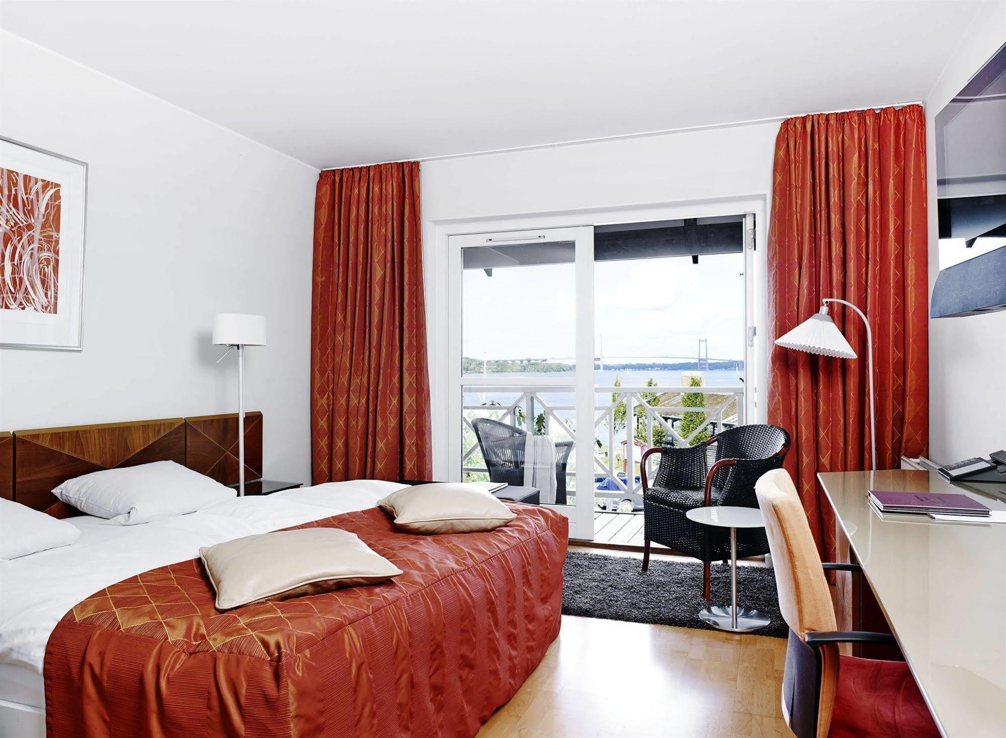 Comwell Kongebrogaarden Middelfart Exterior foto